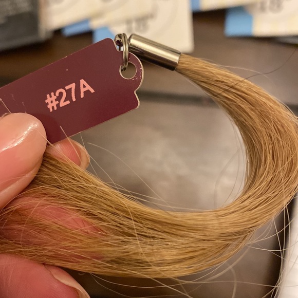 18 INCH I-tip HAIR EXTENSIONS (#27A) - Picture 3 of 6